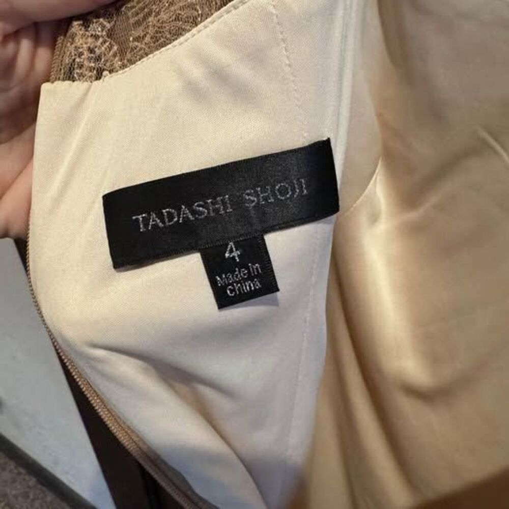 Knee Length Sequin & Lace Beaded Formal Dress - Size 4 - Picture 3 of 3